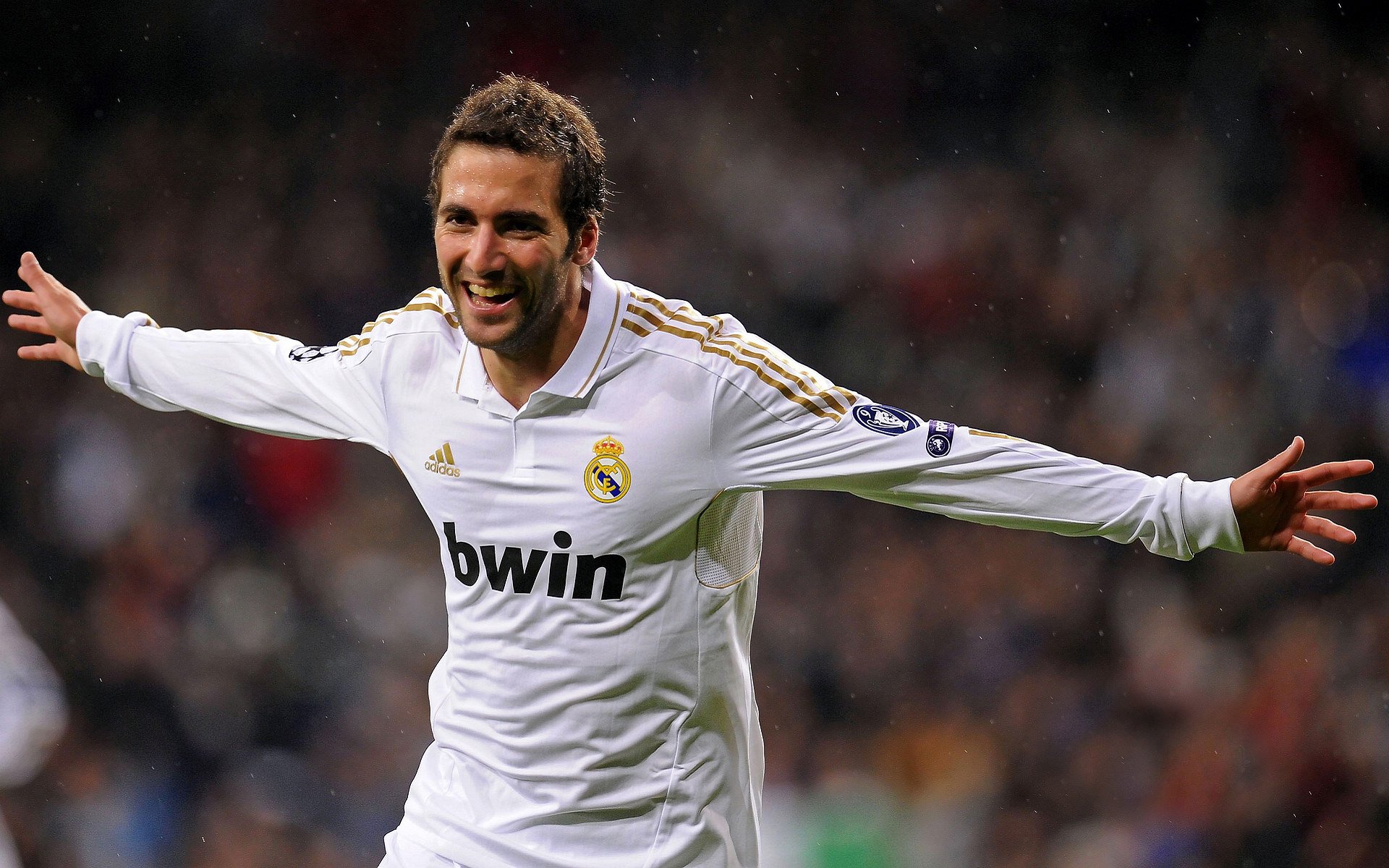 佩德里惊艳四座，加纳对阵威尔士，一场定义未来的青春对决